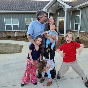 Meet your Posher, Lorraine